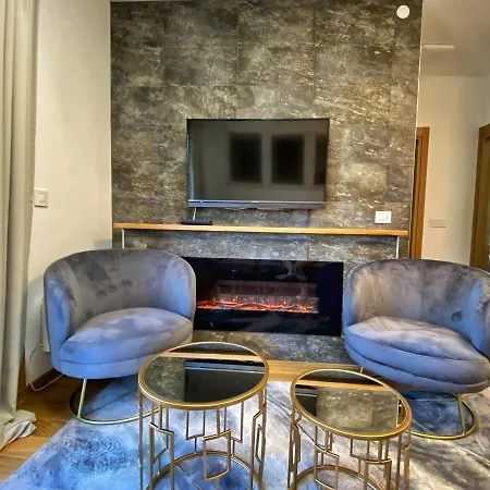 Elsa I S32 Apartment